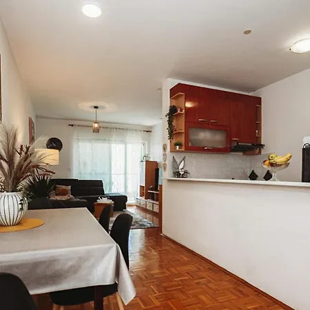 Jjj Appartement *